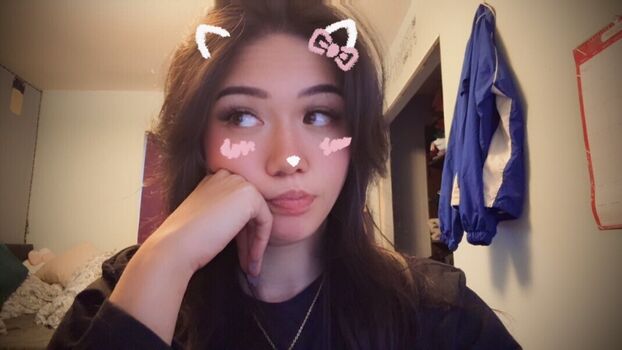Babyjubes leaked private photo uncensored HD quality