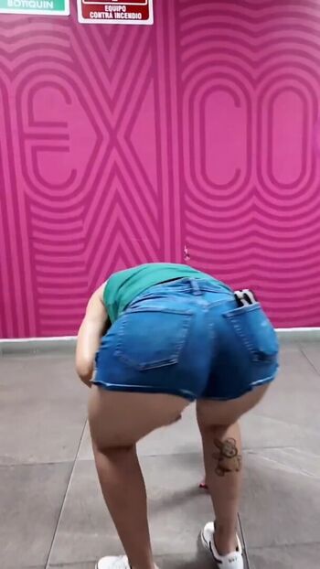 Bayley wwe wrestler leaked private photo uncensored HD quality
