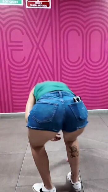 Bayley wwe wrestler leaked private photo uncensored HD quality