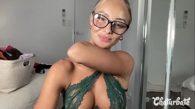 Bbybreex leaked private photo uncensored HD quality
