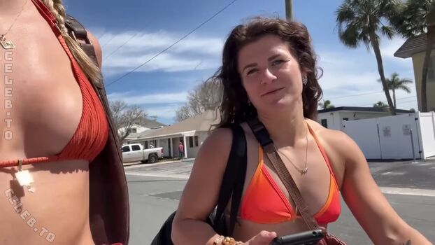 Beez asmr leaked private photo uncensored HD quality
