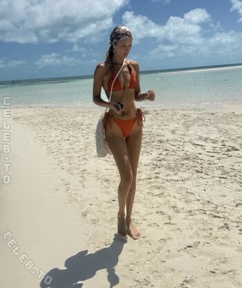 Bella hadid  page leaked private photo uncensored HD quality