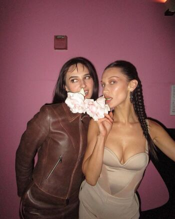 Bella hadid  page leaked private photo uncensored HD quality