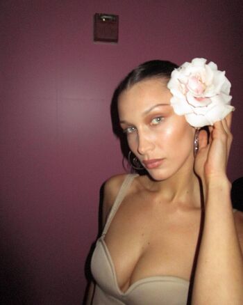 Bella hadid  page leaked private photo uncensored HD quality