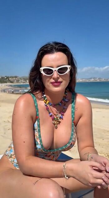 Bella thorne  page leaked private photo uncensored HD quality