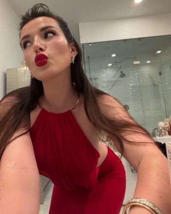 Bella thorne  page leaked private photo uncensored HD quality