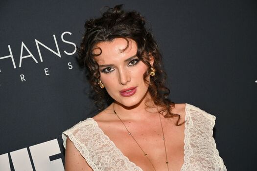 Bella thorne  page leaked private photo uncensored HD quality