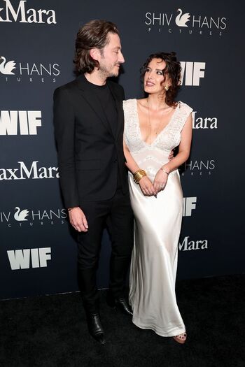 Bella thorne  page leaked private photo uncensored HD quality