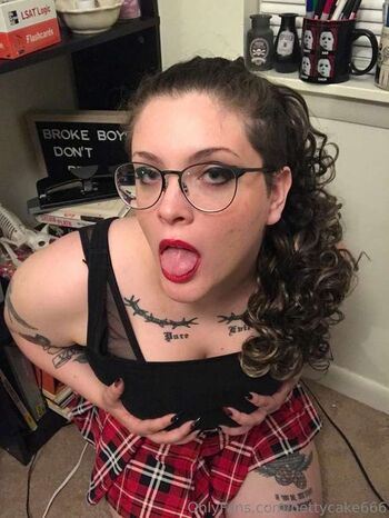 Betty cake leaked private photo uncensored HD quality
