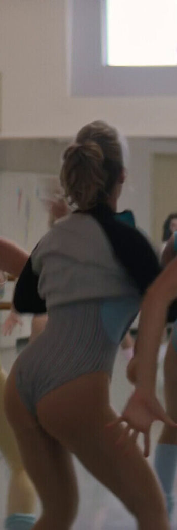 Betty gilpin leaked private photo uncensored HD quality