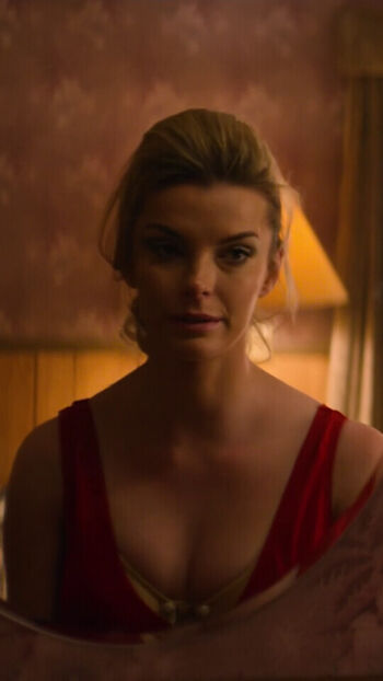 Betty gilpin leaked private photo uncensored HD quality