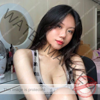 Beverlyloh leaked private photo uncensored HD quality
