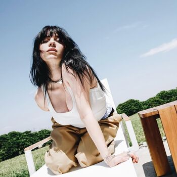 Billie eilish  page leaked private photo uncensored HD quality