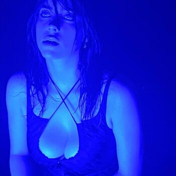 Billie eilish  page leaked private photo uncensored HD quality