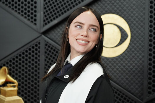 Billie eilish  page leaked private photo uncensored HD quality