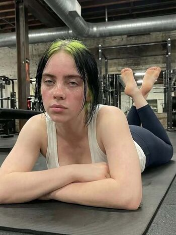 Billie eilish  page leaked private photo uncensored HD quality