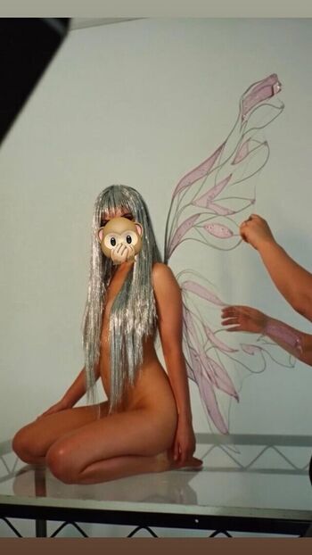 Billie eilish  page leaked private photo uncensored HD quality