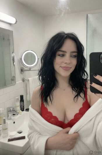 Billie eilish fake page leaked private photo uncensored HD quality
