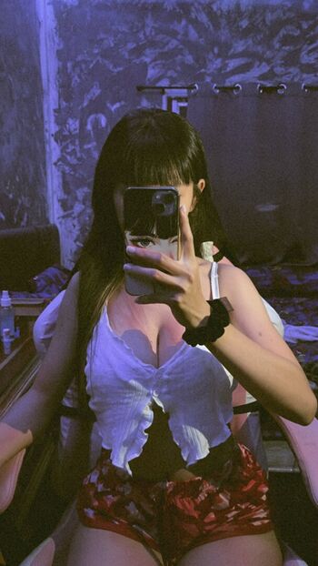 Boonsiri aonkom page leaked private photo uncensored HD quality