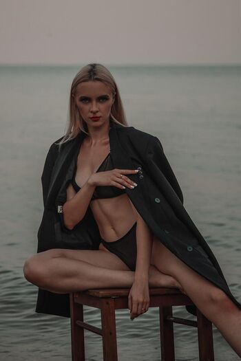 Boudoir page leaked private photo uncensored HD quality