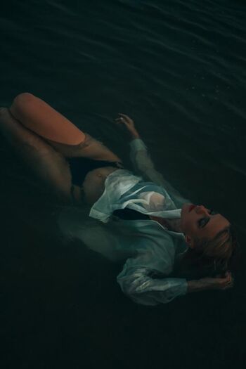 Boudoir page leaked private photo uncensored HD quality