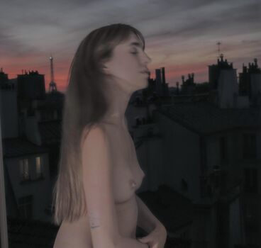 Boudoir page leaked private photo uncensored HD quality