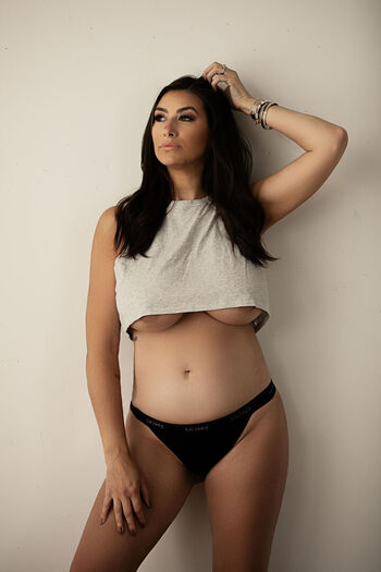 Boudoir page leaked private photo uncensored HD quality