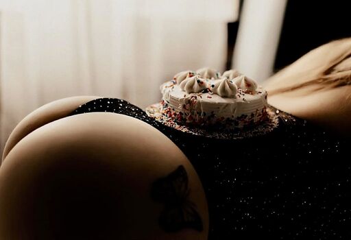 Boudoir page leaked private photo uncensored HD quality