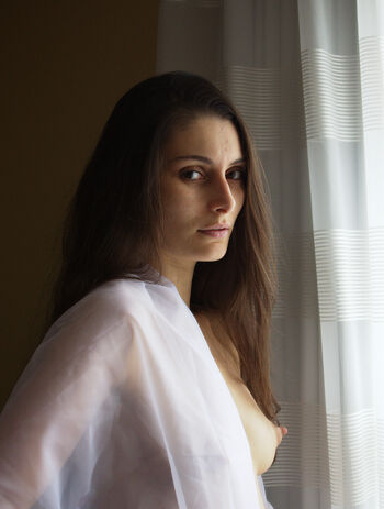 Boudoir page leaked private photo uncensored HD quality
