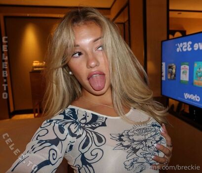 Breckie hill leaked private photo uncensored HD quality