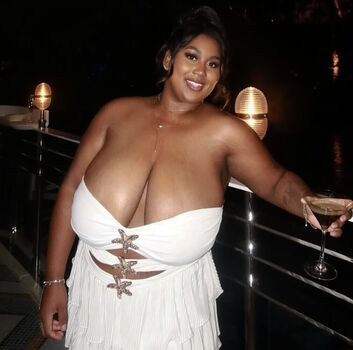 Brefluenced leaked private photo uncensored HD quality