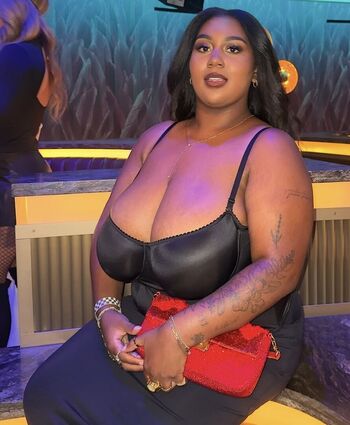 Brefluenced leaked private photo uncensored HD quality