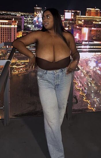 Brefluenced leaked private photo uncensored HD quality