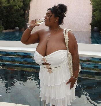 Brefluenced leaked private photo uncensored HD quality