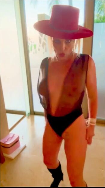 Britney spears  page leaked private photo uncensored HD quality