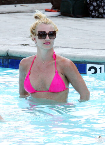 Britney spears  page leaked private photo uncensored HD quality