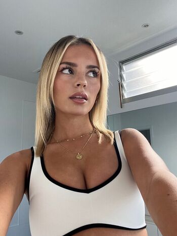 Brontesheppeard page leaked private photo uncensored HD quality