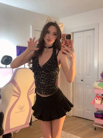 Bunnygirlbree  page leaked private photo uncensored HD quality