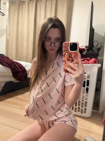 Bunnygirlbree  page leaked private photo uncensored HD quality