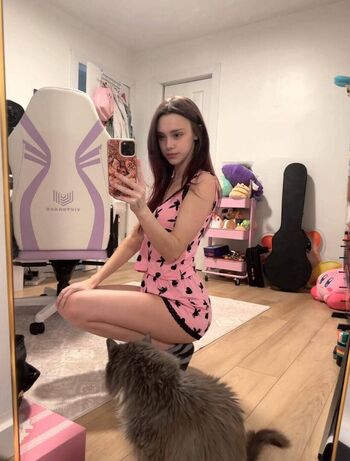 Bunnygirlbree  page leaked private photo uncensored HD quality