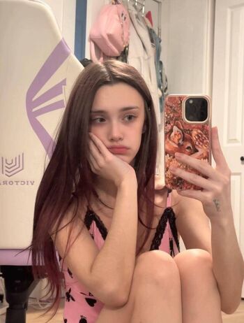 Bunnygirlbree  page leaked private photo uncensored HD quality