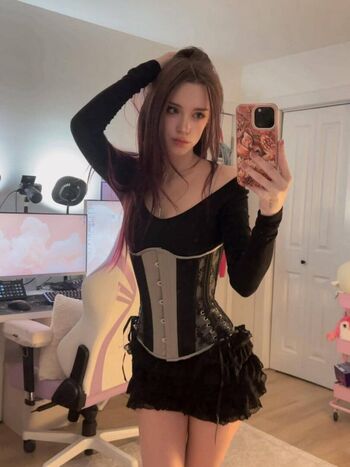 Bunnygirlbree  page leaked private photo uncensored HD quality