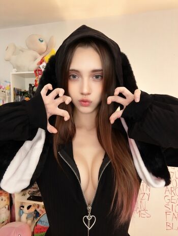 Bunnygirlbree  page leaked private photo uncensored HD quality