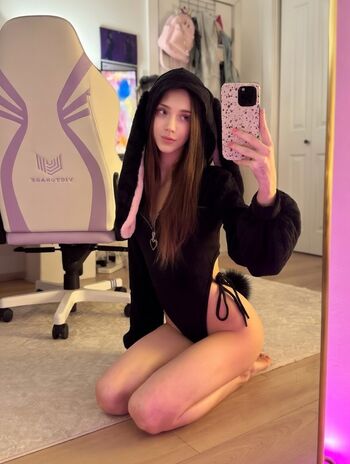 Bunnygirlbree  page leaked private photo uncensored HD quality