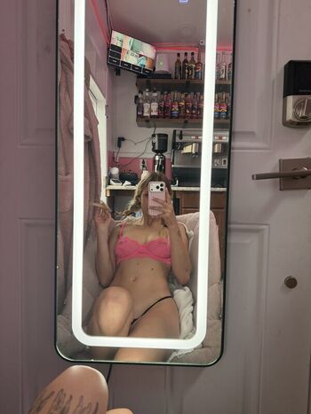 Caffeine crushh page leaked private photo uncensored HD quality