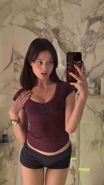 Caitlinerinoneill  page leaked private photo uncensored HD quality