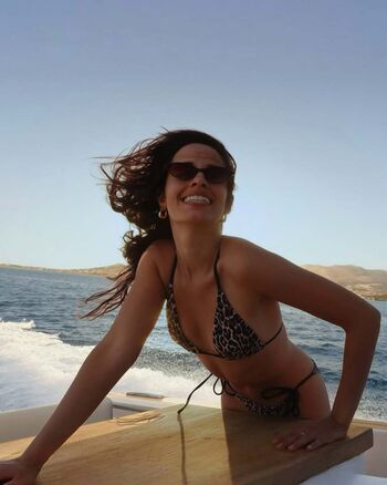 Camila cabello  page leaked private photo uncensored HD quality