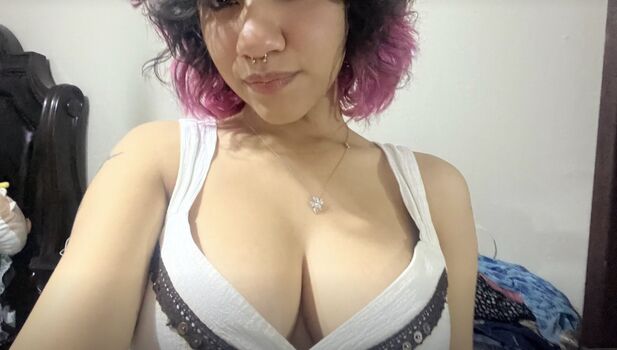 Carmennlve leaked private photo uncensored HD quality