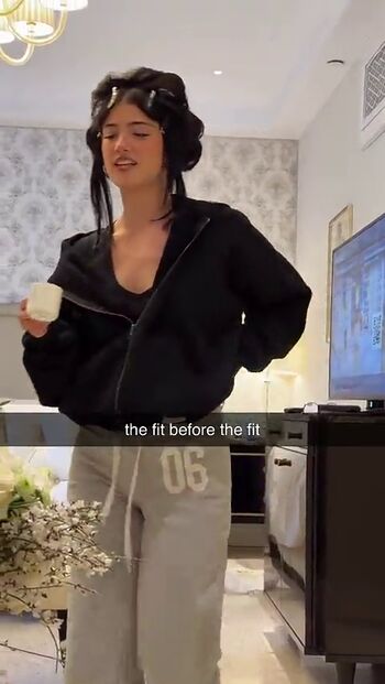 Charli d amelio page leaked private photo uncensored HD quality