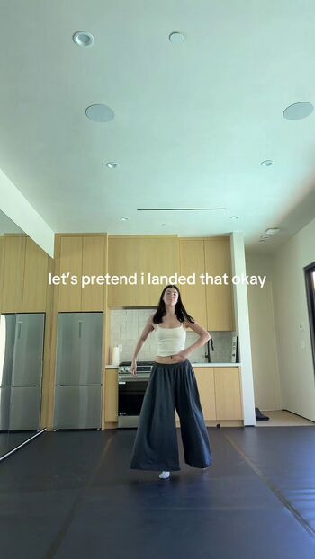 Charli d amelio page leaked private photo uncensored HD quality